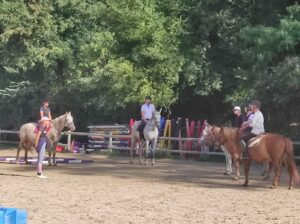 Le groupe du vendredi prêt pour une séance de saut